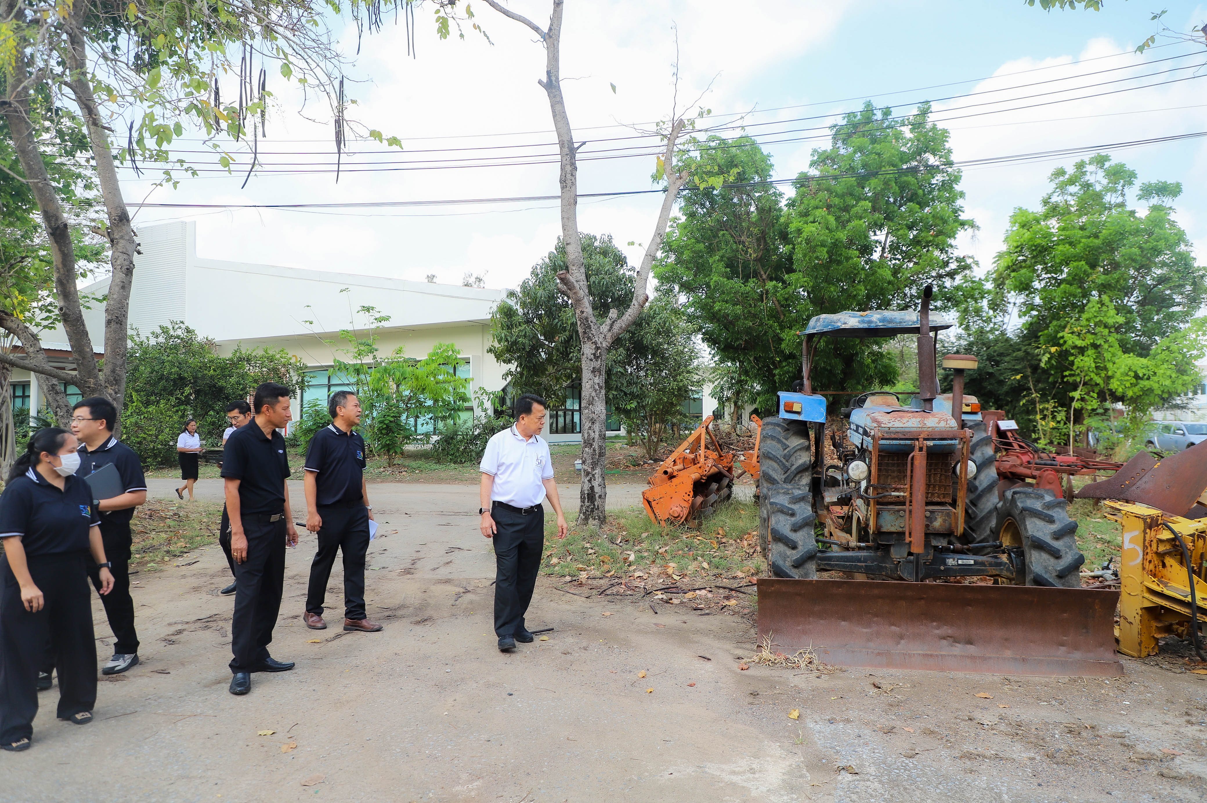 title - รองเลขาฯ ส.ป.ก. ลงพื้นที่มอบนโยบายการดำเนินงานแก่ สพป. พร้อมทั้งตรวจเยี่ยม ส.ป.ก.ปทุมธานี